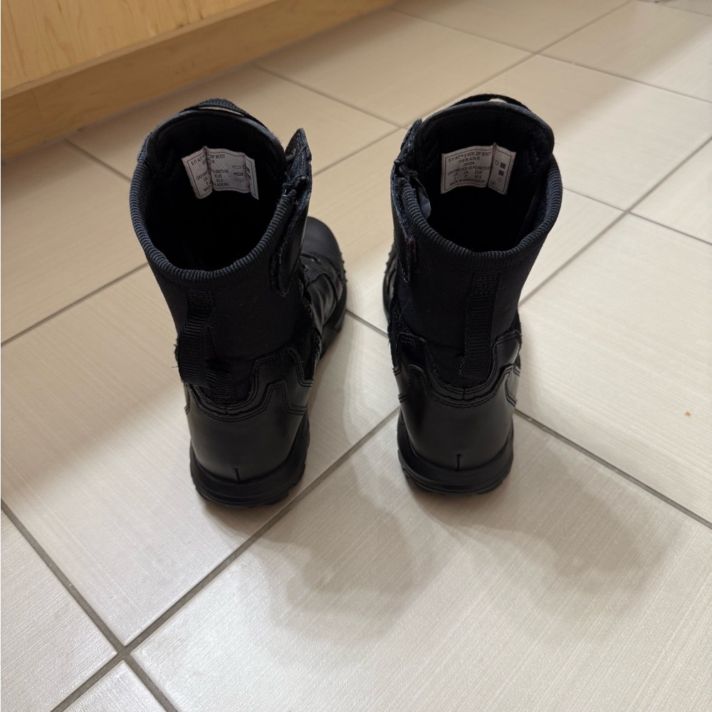 5.11® A/T™ 8" WATERPROOF SIDE ZIP BOOT🔥 read description🔥 - Picture 4 of 10